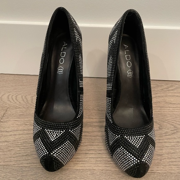 Sparkly Patterned Aldo Platforms - Picture 5 of 5